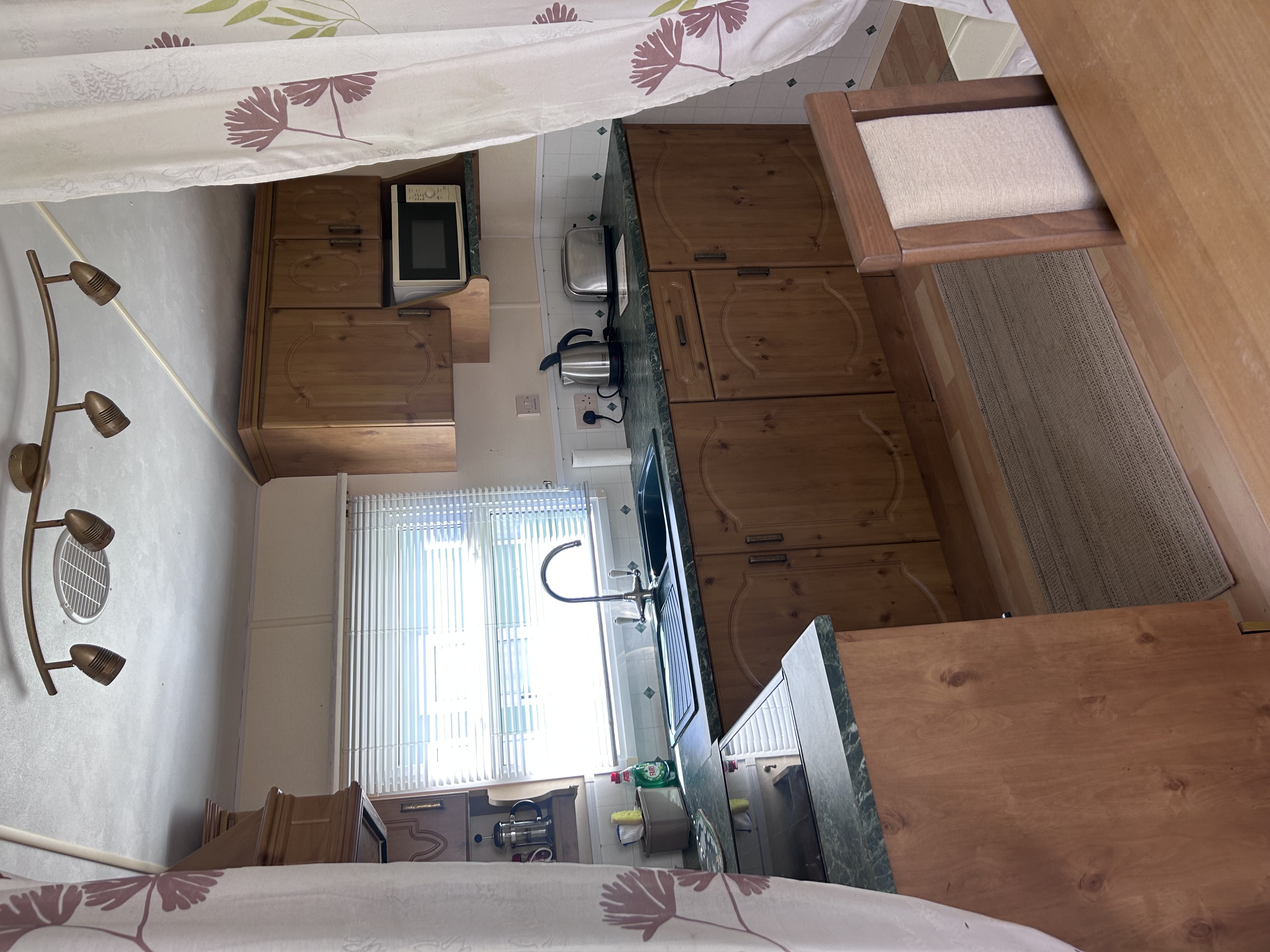 Static Caravan (2 bedrooms)